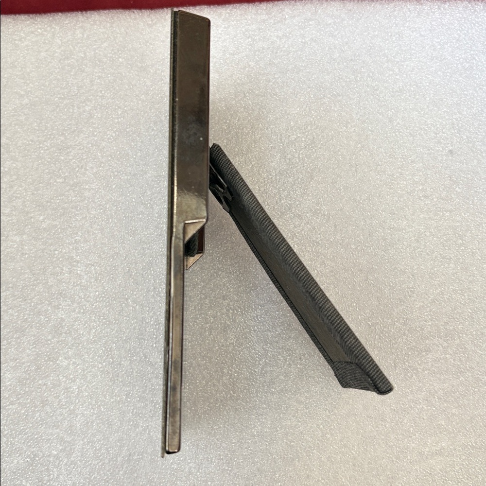 Unique Small Desktop Silver Frame - Picture 3 of 6